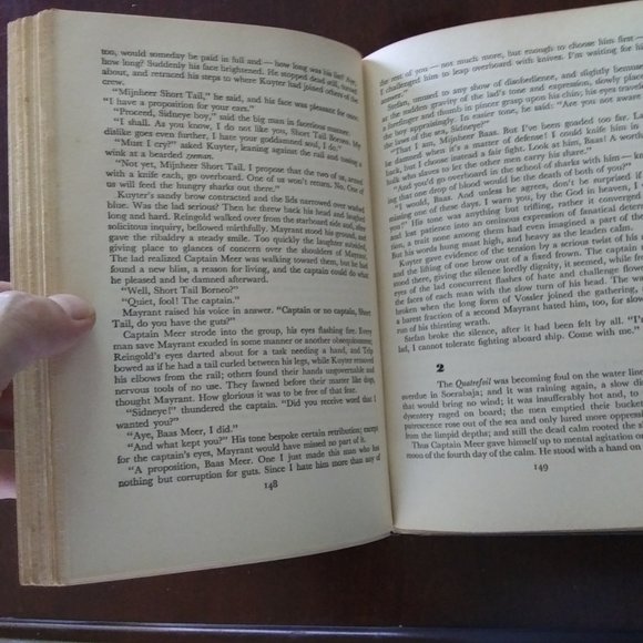 Wake of the Red Witch by Garland Roark 1946 ,rare book - Picture 9 of 9